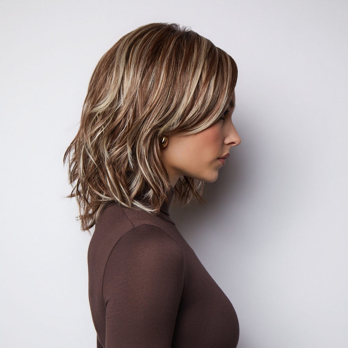 SHOWN COLOR: SNOWY UMBER-R