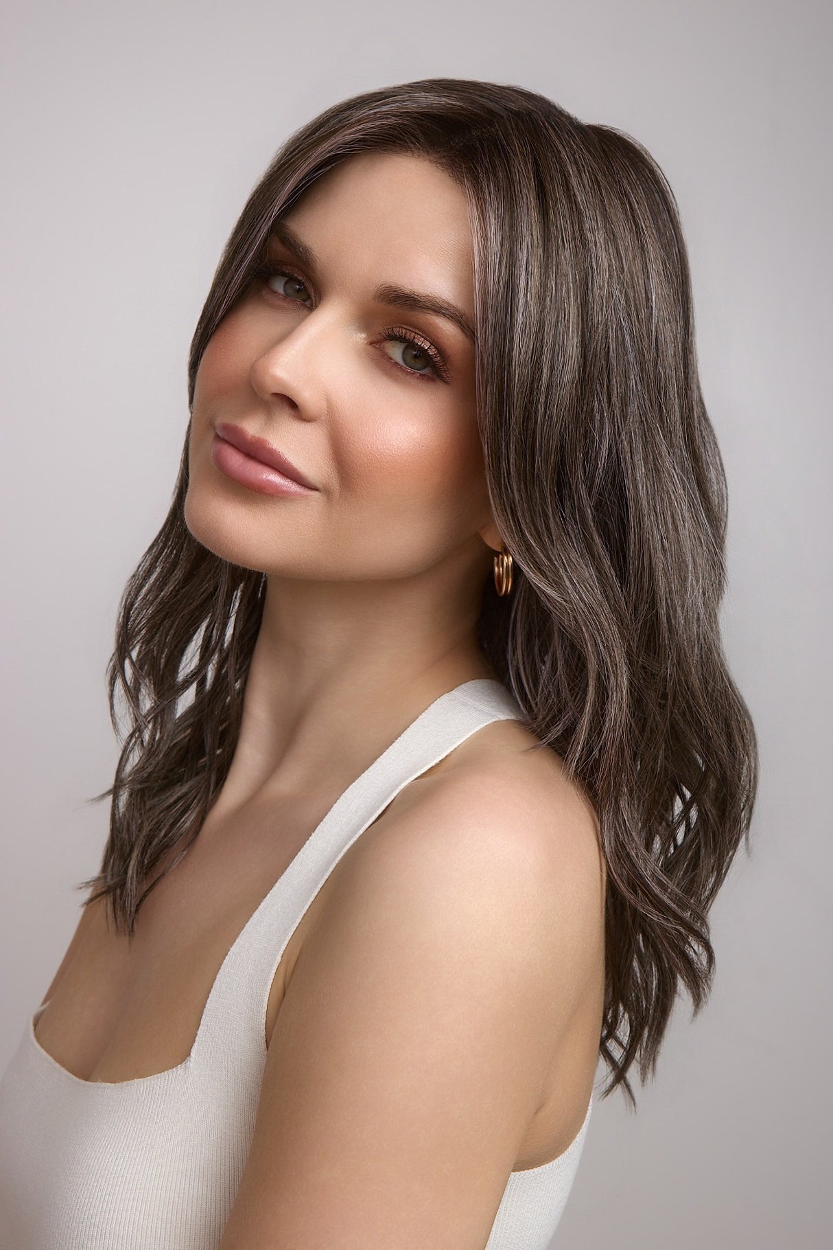 SHOWN COLOR: MUSHROOM GREY