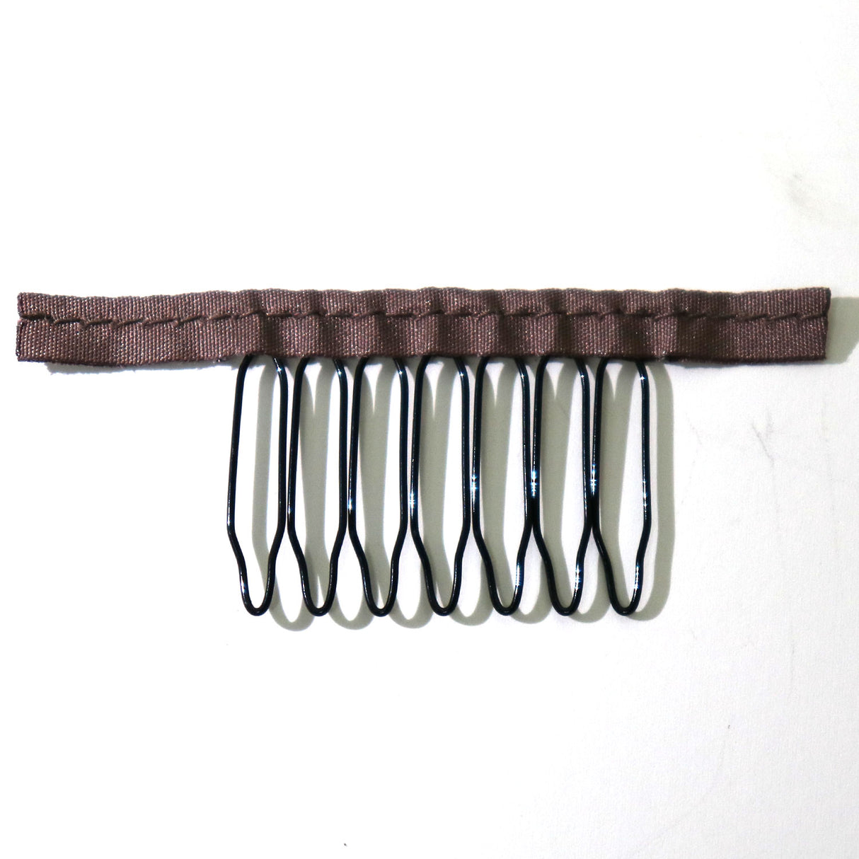 Wired Comb with Ribbon