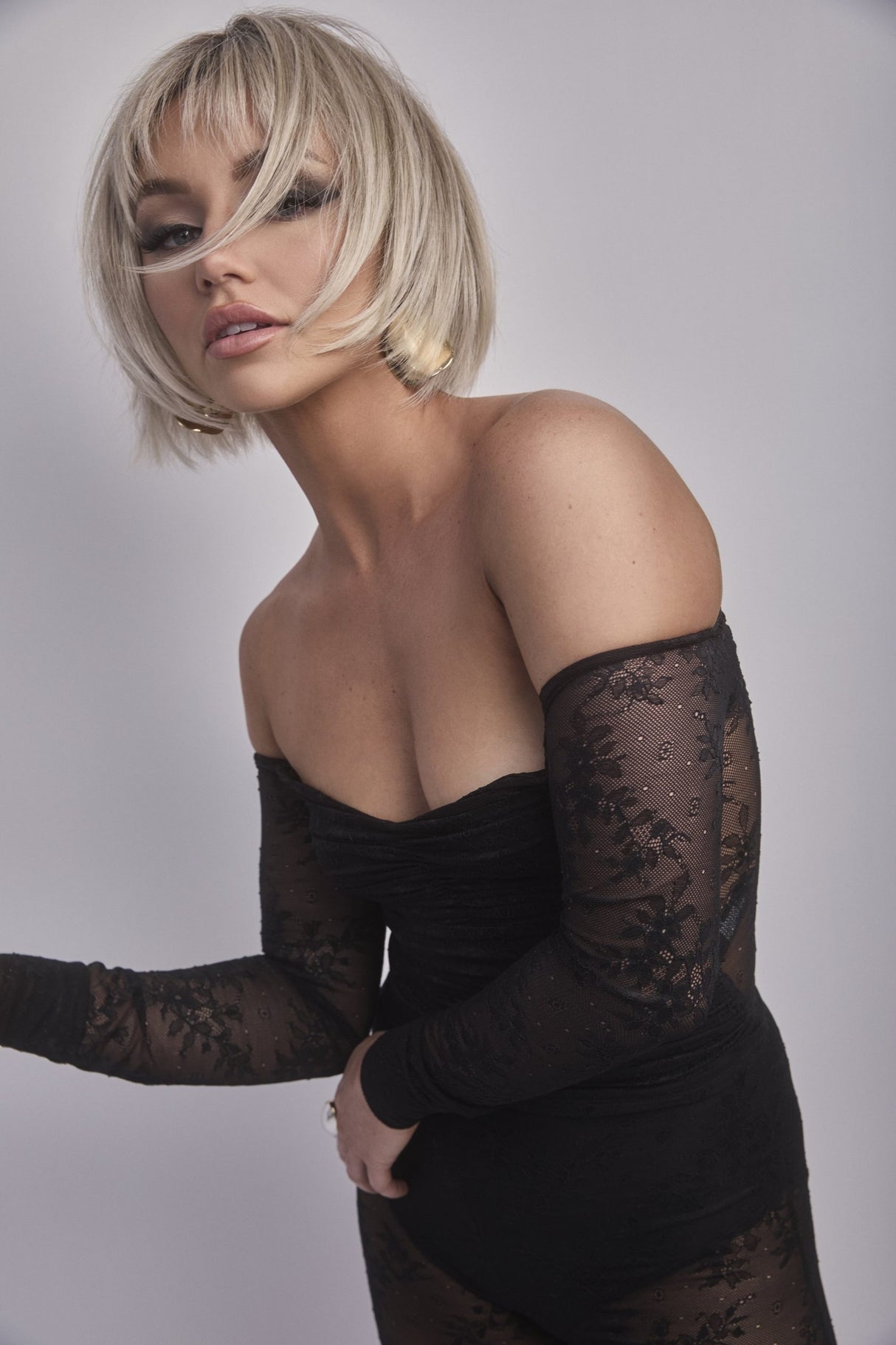ARIA (1043)