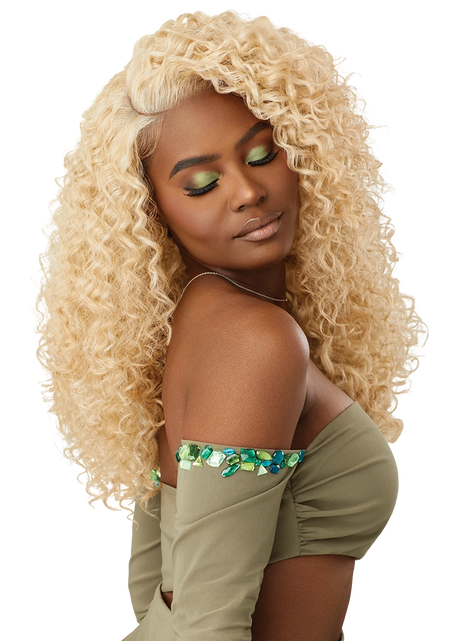 SHOWN COLOR: CHAMPAGNE BLONDE