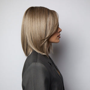 SHOWN COLOR: GREIGE-R