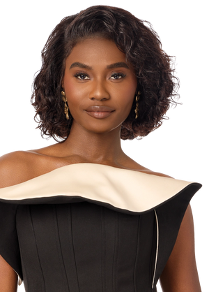 COLOR SHOWN: Natural